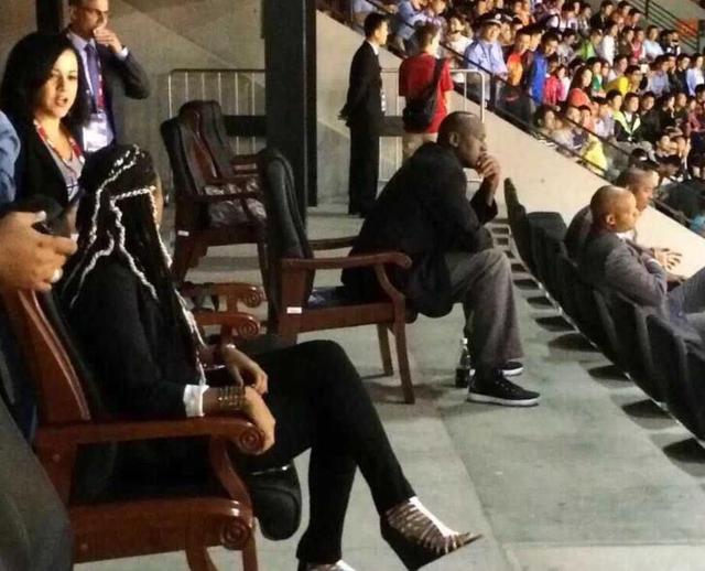 [新聞] 2015年NBA中國賽深圳站落幕喬丹現身引爆全場
